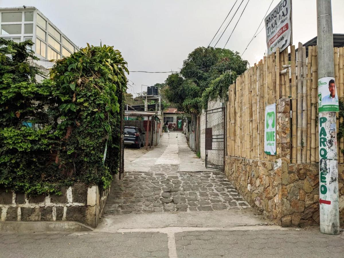 Tika' Aaj Mini-Hotel 산 페드로 라 라구나 외부 사진